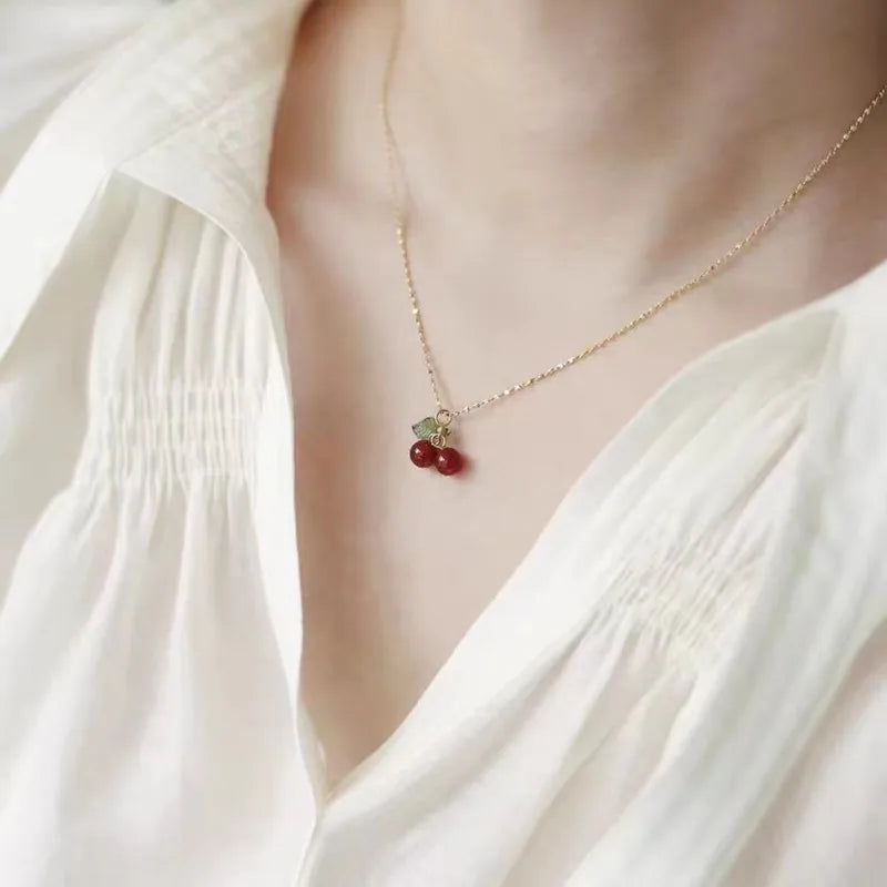 MISS CHERRY-COLLAR