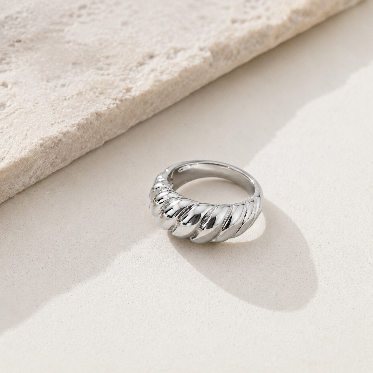 SAINT-ANILLO