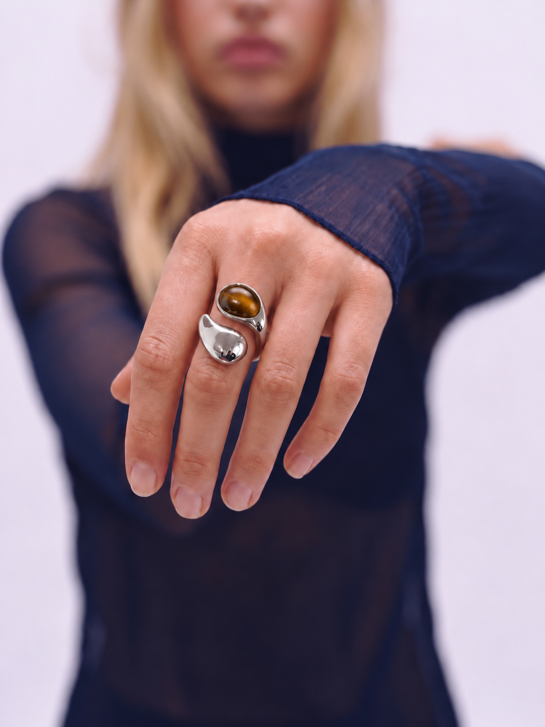 ATIPICO-ANILLO