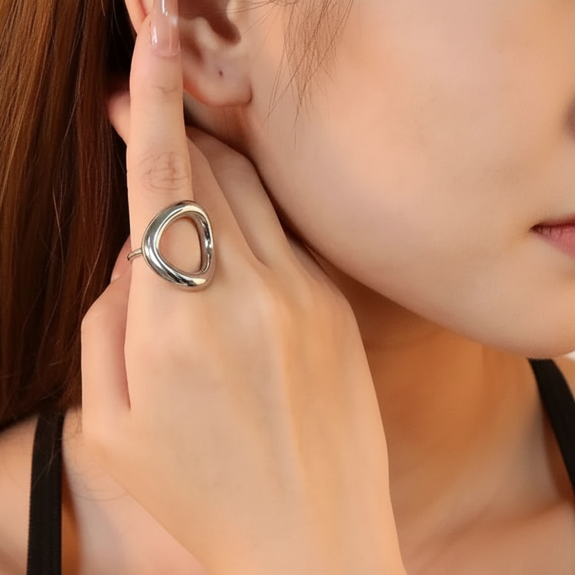 MERA-ANILLO