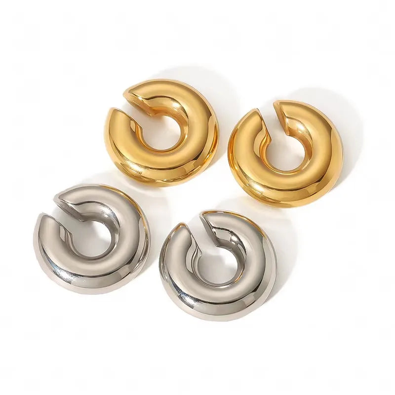 MIA-EARCUFF
