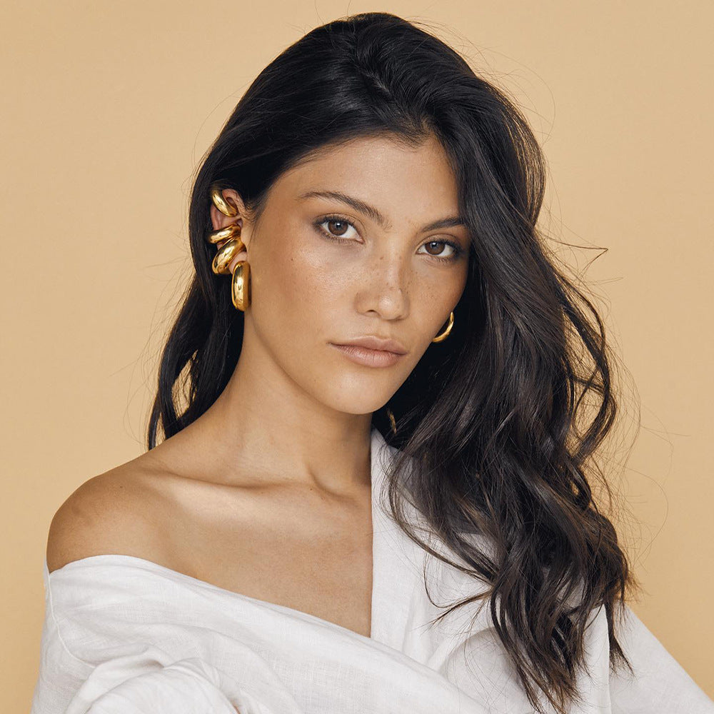 MIA-EARCUFF