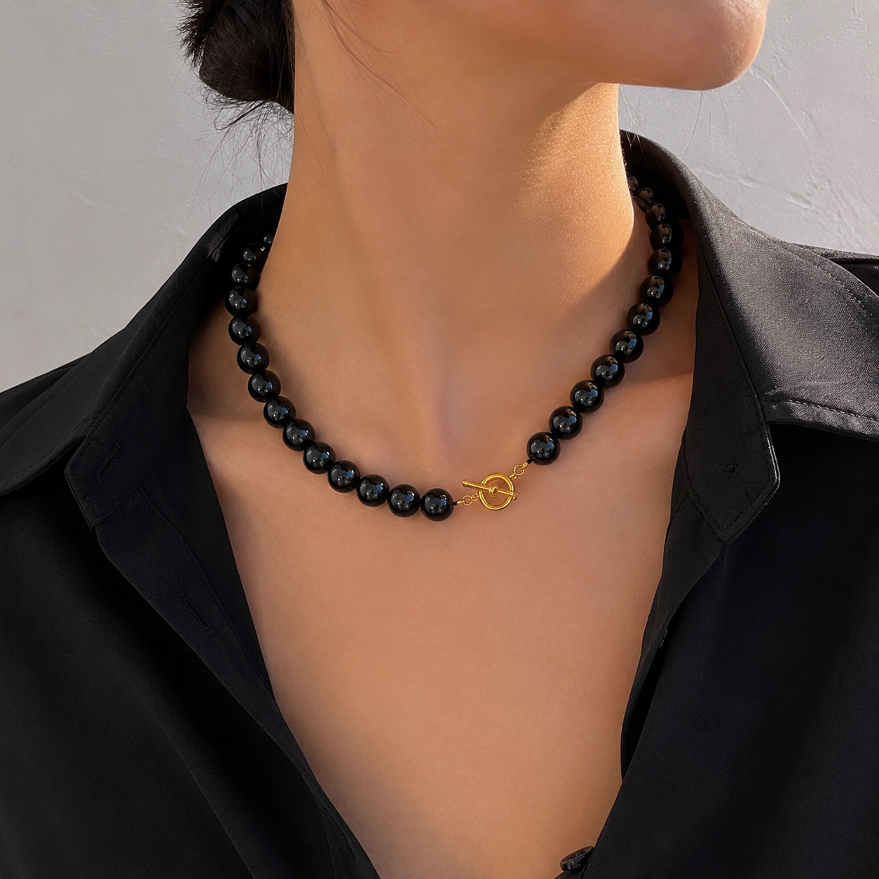 CLEO-COLLAR